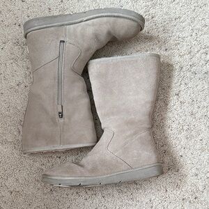UGG Light Beige Winter Boots. Size 10.